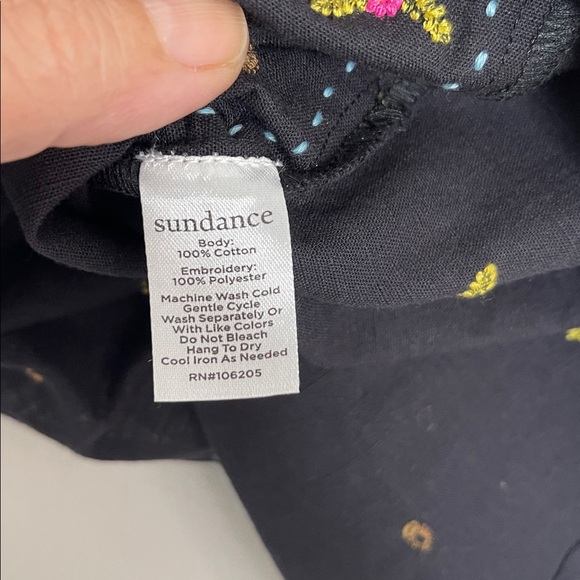 Sundance Cotton Embroidered Blouse Puff Sleeve V Neck Black Size Large BNWT - Picture 7 of 7